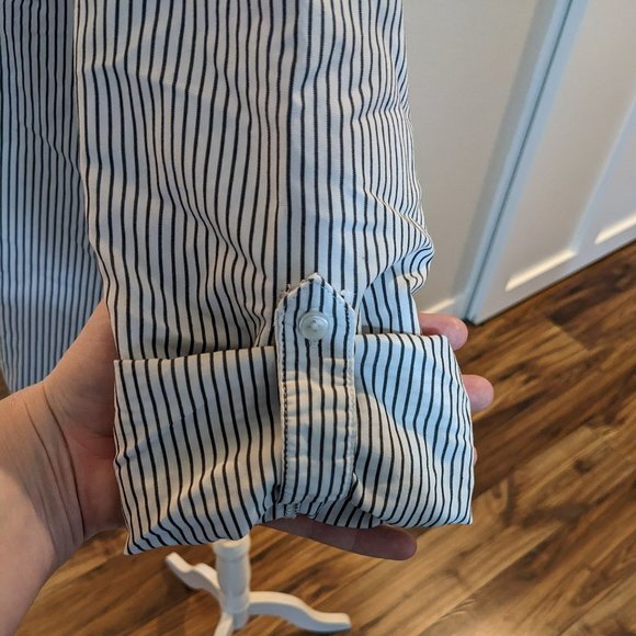 Button Down Blouse L - Picture 8 of 11